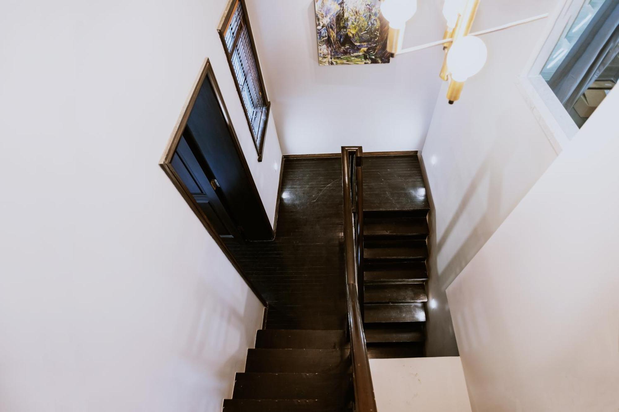 Shanghai Downtown Hills Boutique Guesthouse - Near Metro Line 7, Exit 3, Changping Road Номер фото